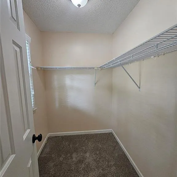 290 Oakmere Dr — Photo 12