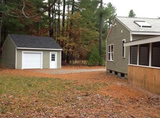 22 Barker Hill Rd, Townsend, MA 01469