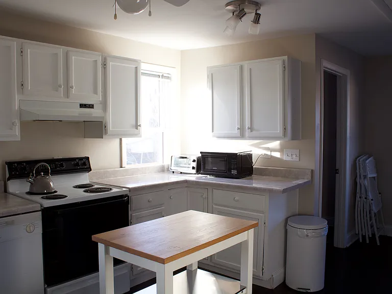 519 W Front St #2 — Photo 3