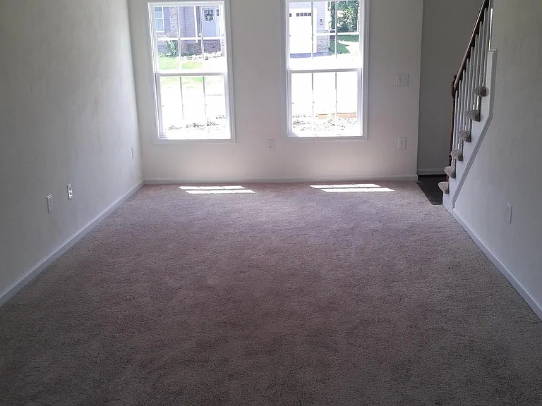 112 Oak Meadow Ln — Photo 37