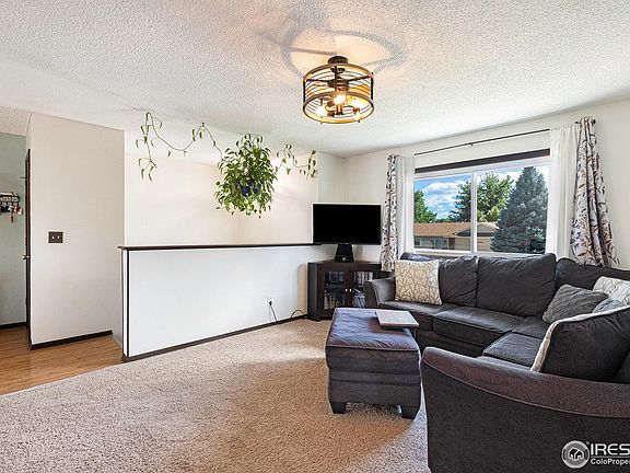 4th image of 3930 Conifer Dr