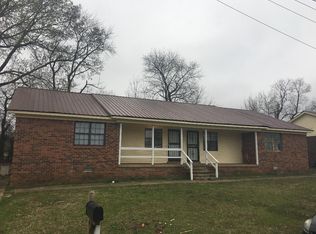38 Cinnamon Dr, Jackson, TN 38305