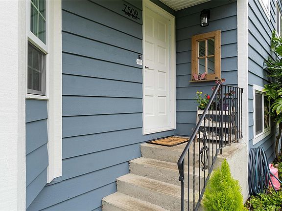4th image of 7509 Harby Rd W