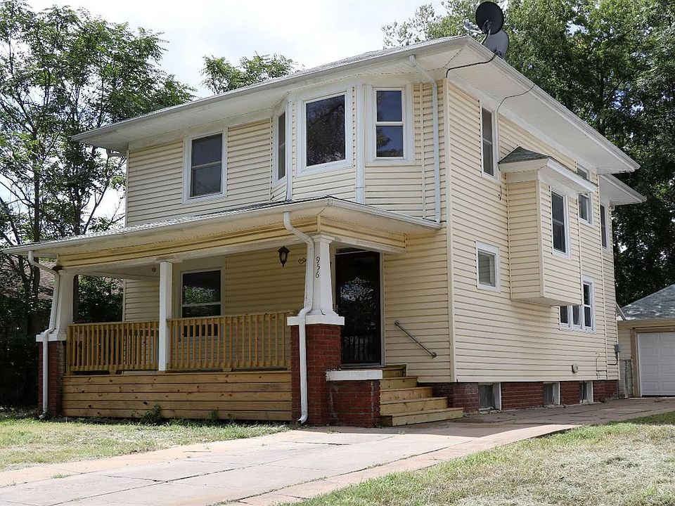 1st image of 956 S Santa Fe Ave