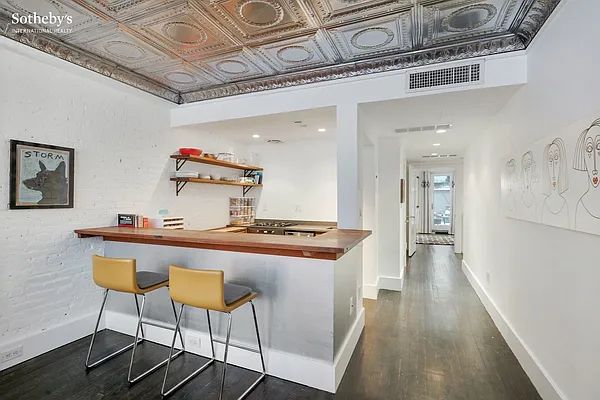 Rented by Sotheby's International Realty | media 11