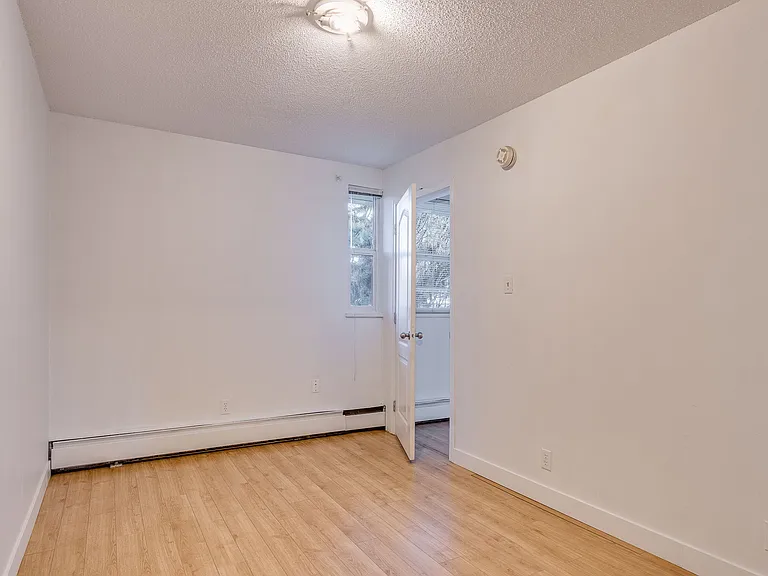 695 SE Marine Dr #605 — Photo 46