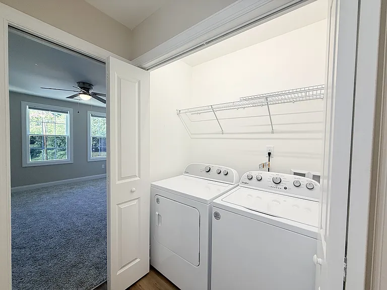 1036 10th Ave NE #26 — Photo 3