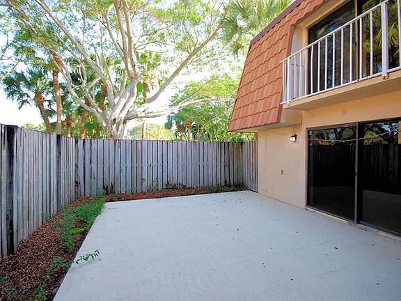 2nd image of 705 Mill Valley Pl
