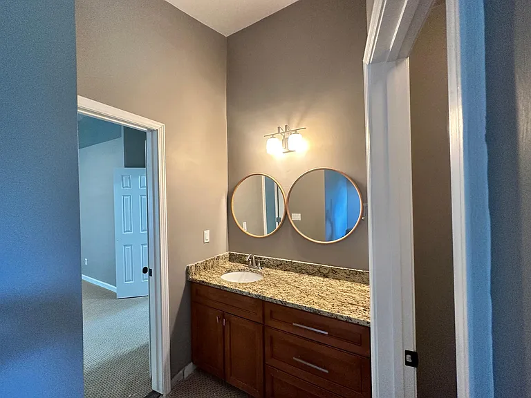 4830 Hampton Square Dr — Photo 13