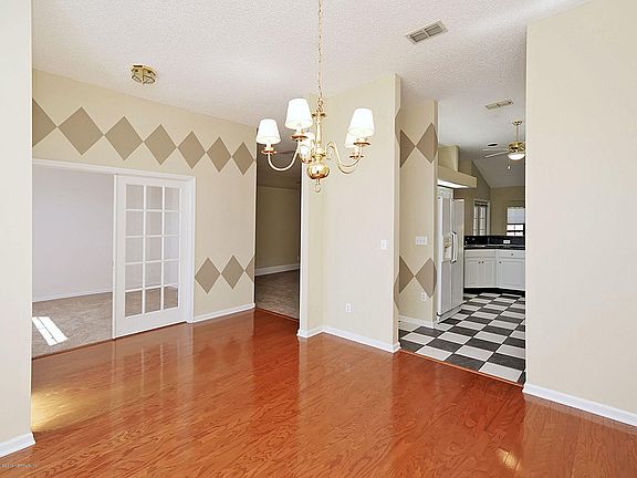 5th image of 11365 Hendon Dr