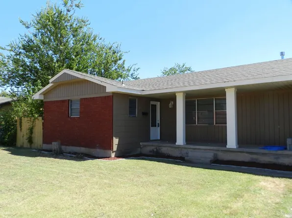 4211 SE Avondale Ln, Lawton, OK 73501