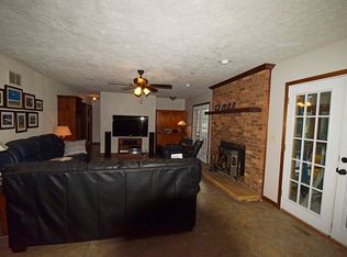 6226 Old Washington Rd, Sykesville, MD 21784