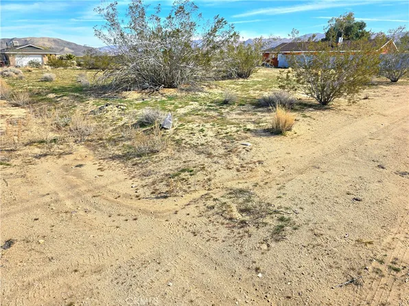 4966 1st St E Lot 61, Joshua Tree, CA 92252