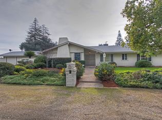 1233 W Moraga Rd, Fresno, CA 93711