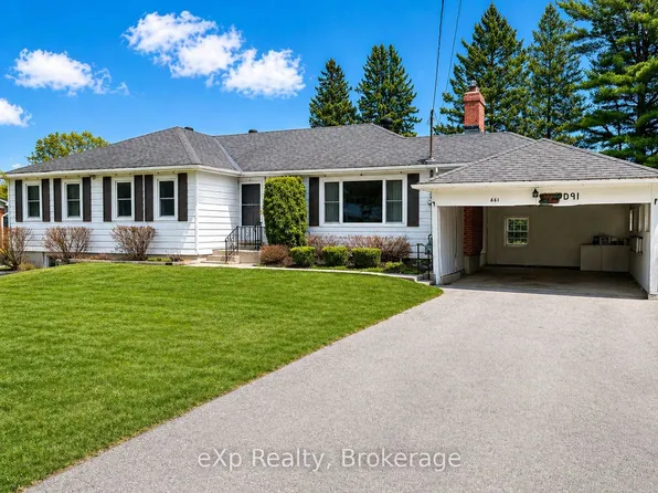 661 2nd Ave SE, Georgian Bluffs, ON N4K 5T2