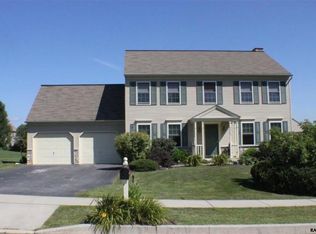 4263 Britain Dr, York, PA 17402