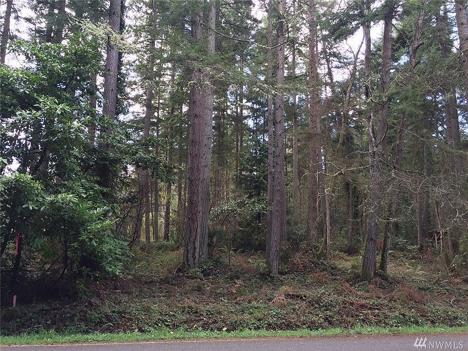 2nd image of 14687 Sunrise Dr NE