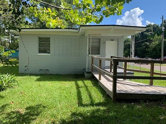 2nd image of 2176 W 2nd St
