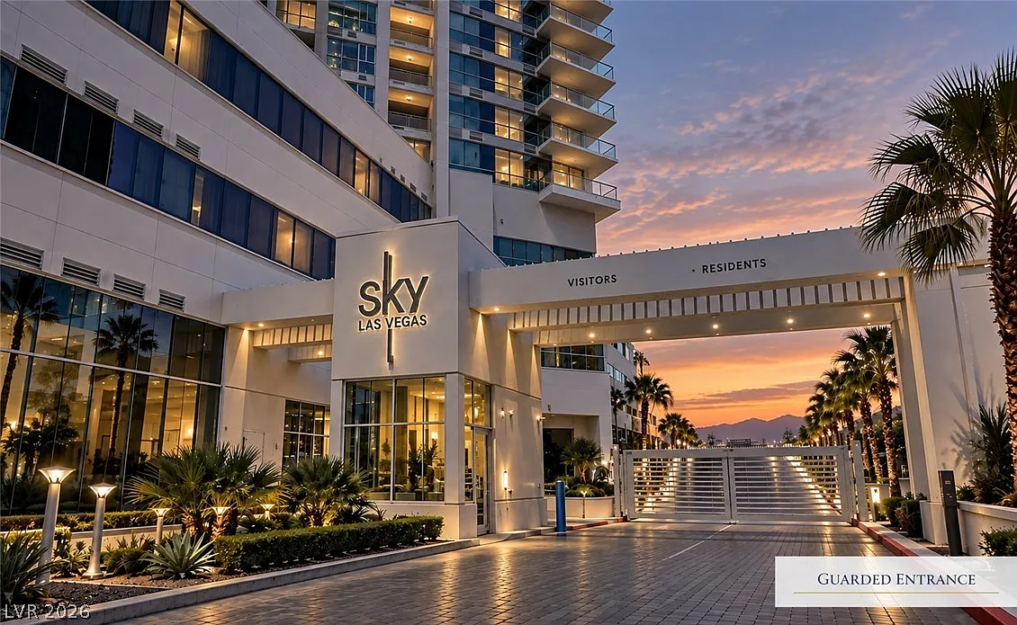 Sky Las Vegas — Photo 3
