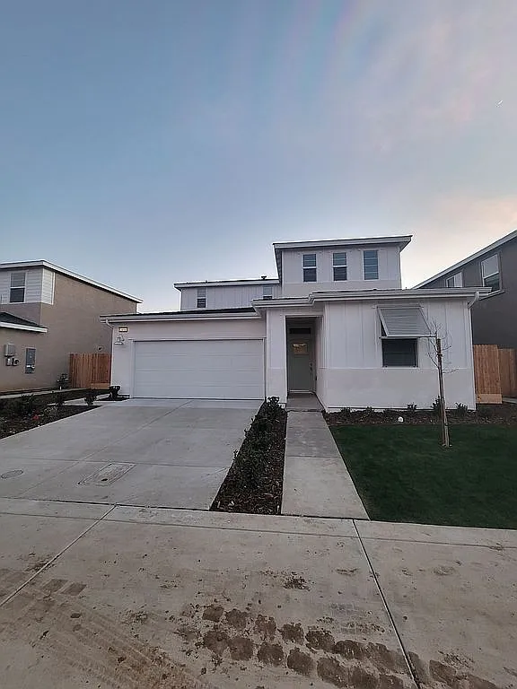 2430 Urdaneta Way photo 1