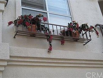 4th image of 5479 Marine Ave #W