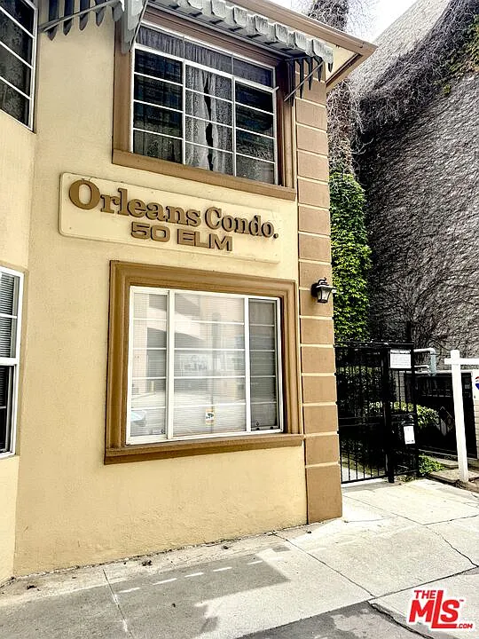 1 bed, 1.0 bath, 750 sqft, $2,000 — Photo 2