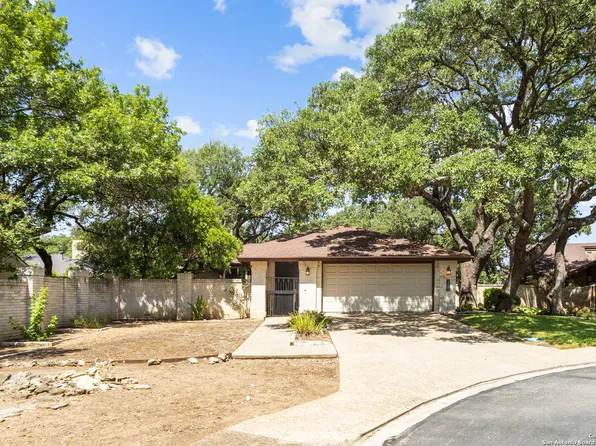 13101 Hunters Wood, San Antonio, TX 78230