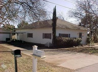 209 W Williams Dr, Burkburnett, TX 76354
