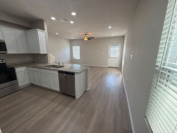 2nd image of 7356 Misty Ridge Dr #8