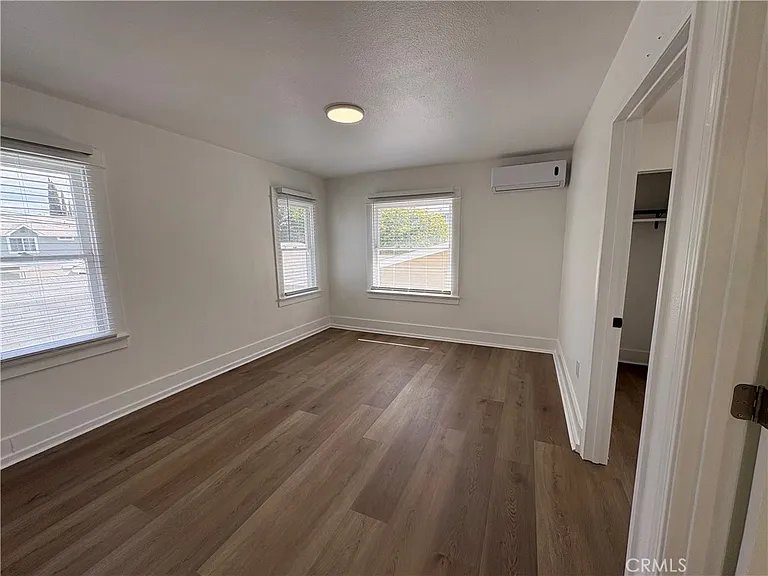 125 W Valencia Dr #A — Photo 4
