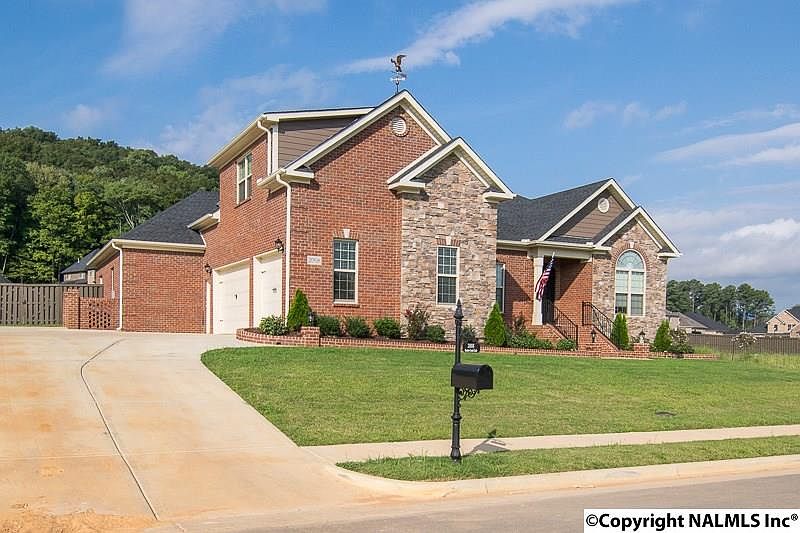 2nd image of 2008 Meadow Creek Cir SE