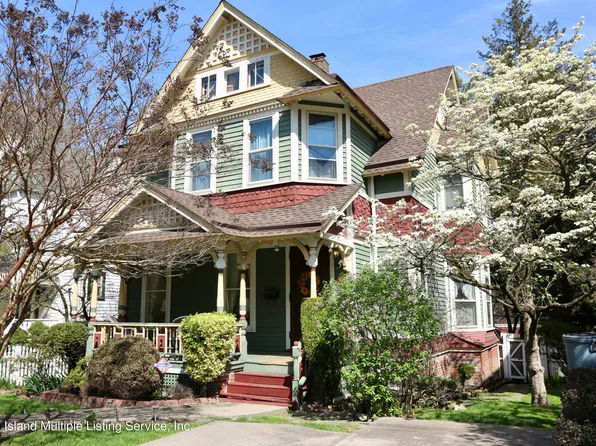 139 Henderson Ave, Staten Island, NY 10301