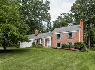 7022 Larrlyn Dr, Springfield, VA 22151