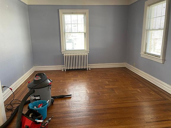4th image of 462 Kimball Ave Floor 2