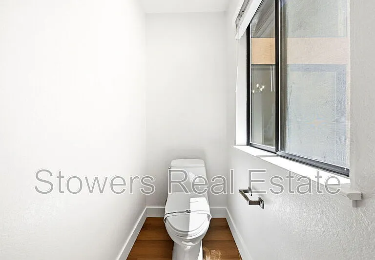 2033 Raphael Ct — Photo 34