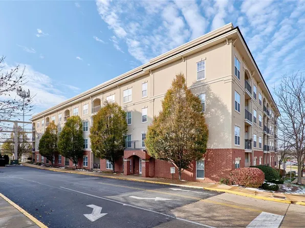 1270 Strassner Dr APT 3204, Saint Louis, MO 63144
