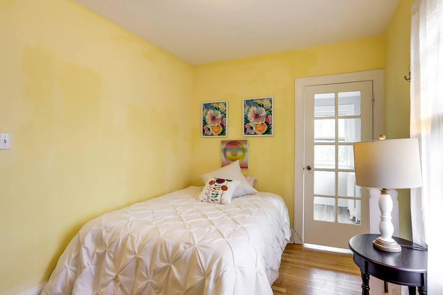 5 bed, 1850 sqft, $2,200 — Photo 2