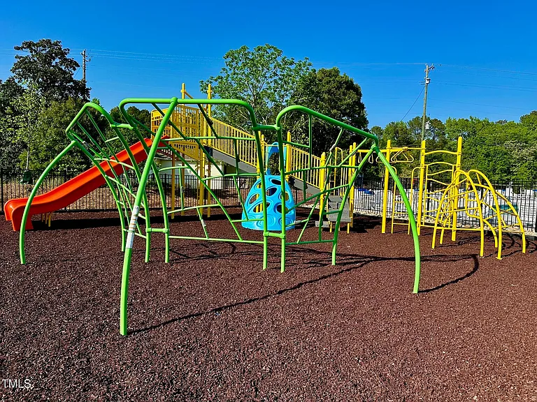 21 Pansy Park — Photo 30