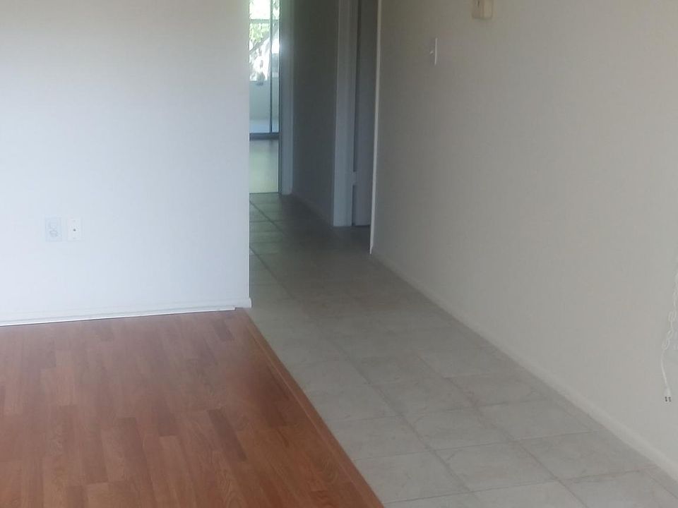 2nd image of 11720 Park Blvd APT 208
