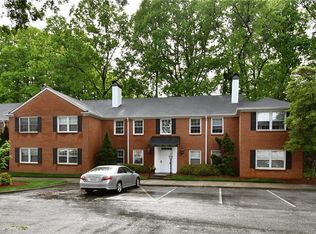 341 D Hanover Arms Ct, Winston Salem, NC 27104