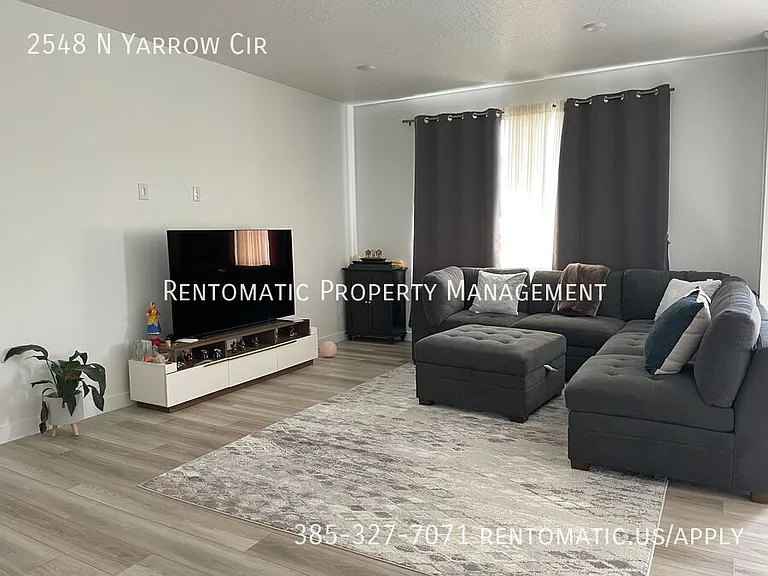 2548 N Yarrow Cir — Photo 5