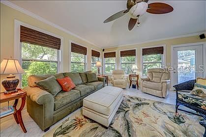 4th image of 123 Oakwood Dr