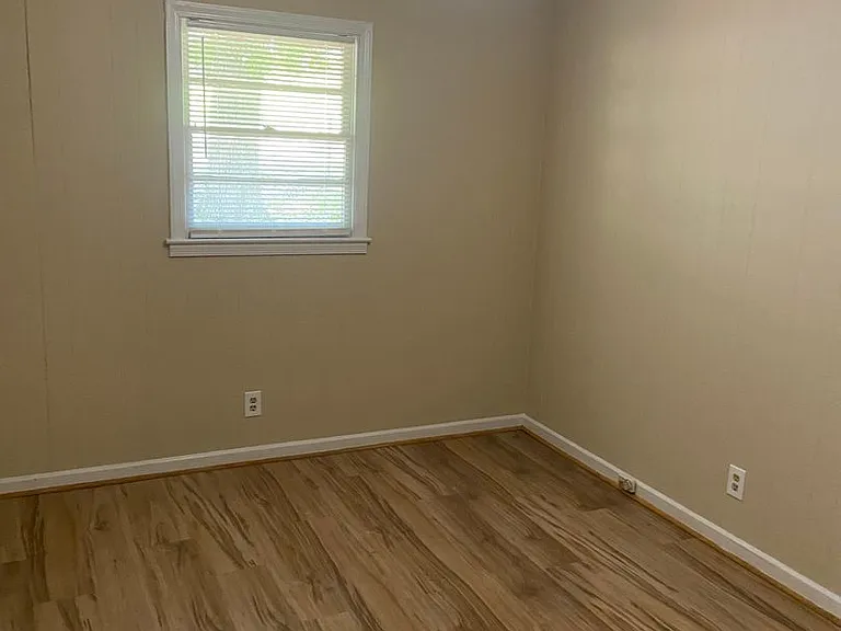 4816 Wellborn Dr — Photo 11