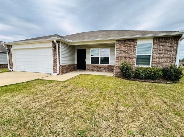 1817 S 15th St, Broken Arrow, OK 74012