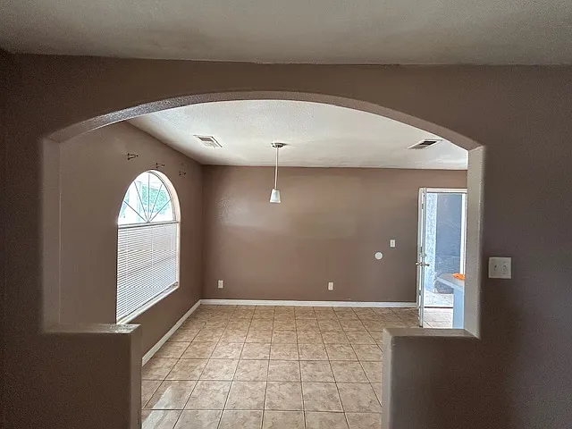 510 S Fir Ave — Photo 7