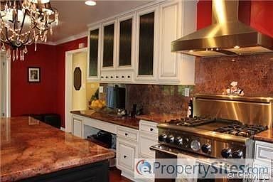 5th image of 3029 N Rockmont Ave