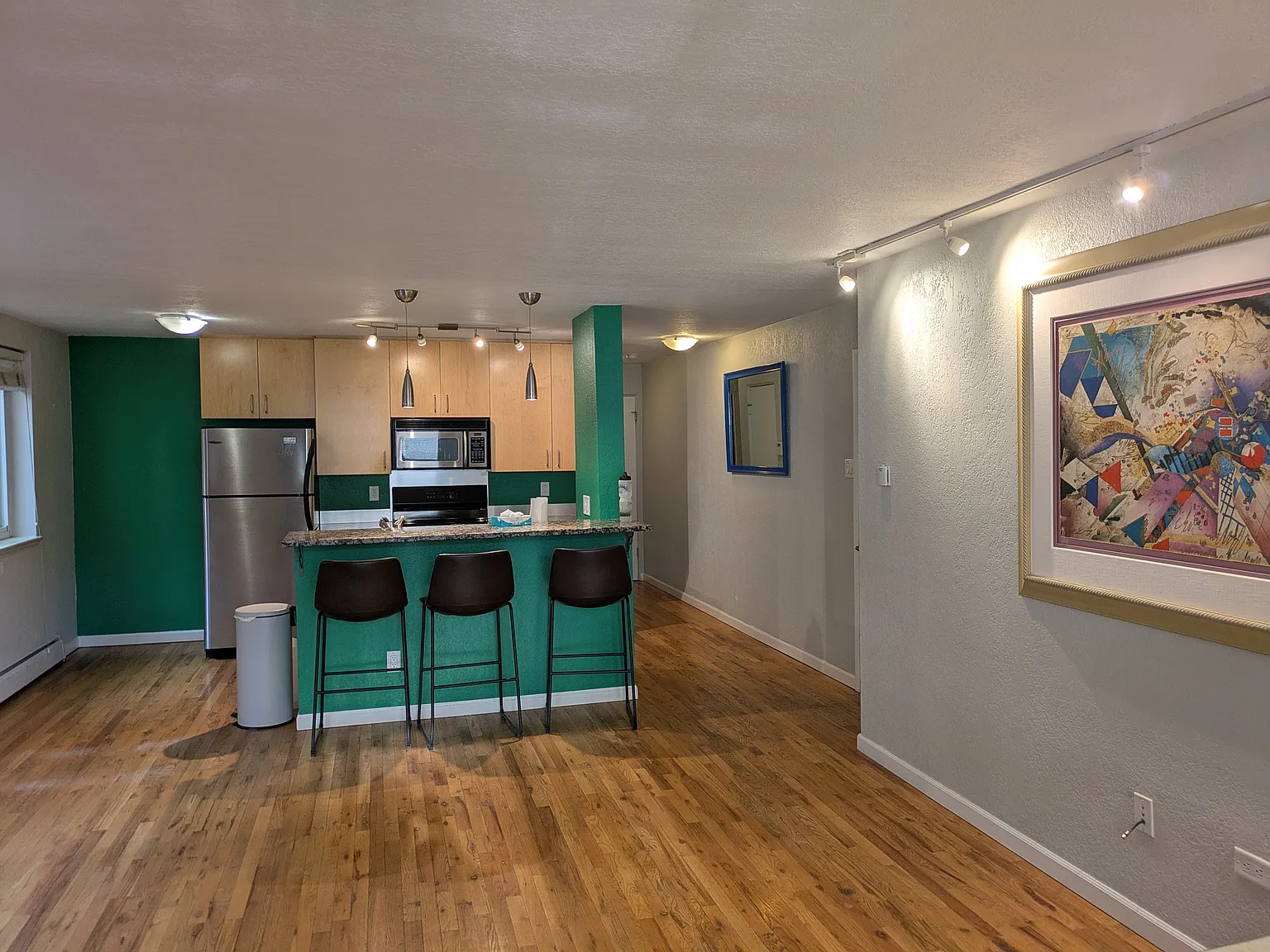 1 bed, 651 sqft, $1,200 — Photo 2