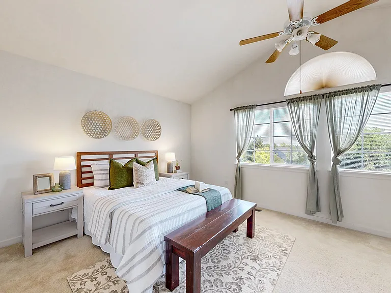 2560 Concord Cir — Photo 12