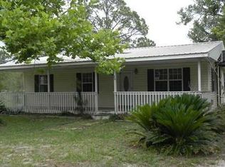 26 10th St, Eastpoint, FL 32328