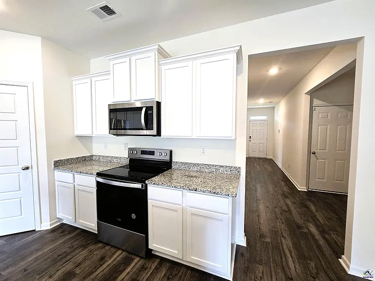 103 Ike Ct — Photo 13